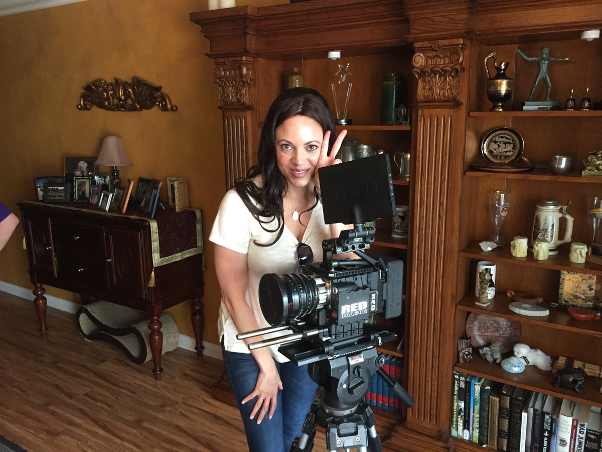parallel_series's tweet photo. Congrats to #PDUS #actress &amp; #filmmaker @LaTeaceTC on #CharliesGiftMovie multiple awards wins, multiple festivals. #InternationalWomensDay https://t.co/QNVDZGM6xa