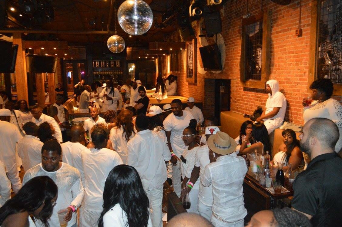 MCBonde1's tweet photo. Sunday April 16th - #ZimbabweWeekend #AllWhiteAffair #ClosingParty at @BarleyHouseCLE 1271 West 6th St. #Cleveland #Ohio Last yr was crazy!! https://t.co/UCIfob1reo