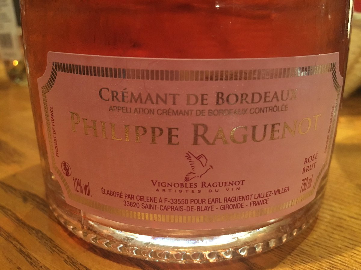 Le crémant de Bordeaux du <a href="/VRaguenot/">Vignobles Raguenot</a> en dégustation à l'aveugle pour les #OscarsBdx