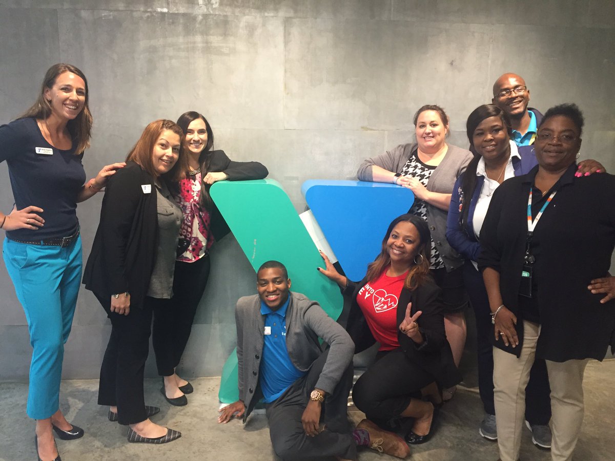 RHopkins46's tweet photo. Thanks @ymcasoflo for letting me train with you this week! Had a blast getting to know your staff! https://t.co/18Tn14ummW