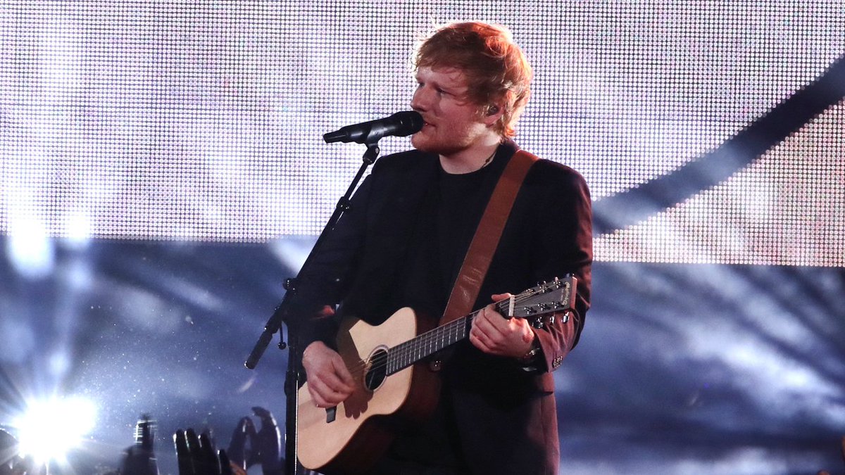 Big concert news... @edsheeran announces Miami stop on new tour bit.ly/2mZYhyA https://t.co/RI8VM6xpjQ