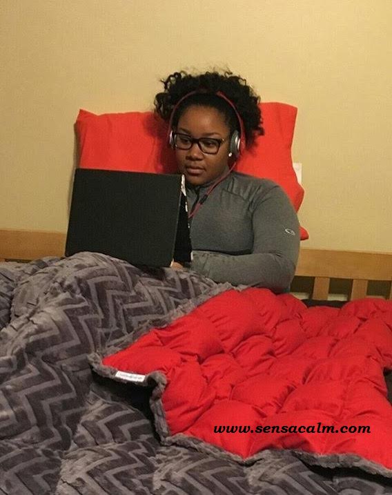 SensaCalm's tweet photo. #anothergreatcustomerphoto #sensacalm #weightedblanket #lessstressmorerest #insomnia #anxiety #sensory #autism https://t.co/sQABVvxbol