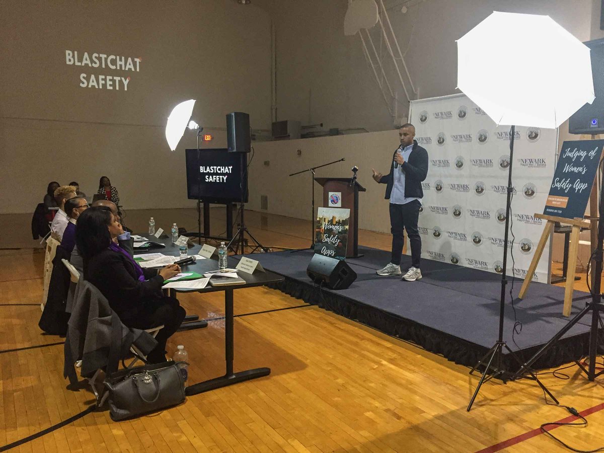 CityofNewarkNJ's tweet photo. Finalists in our #hackNWK competition for #womenssafety showcased their innovative tech in front of a panel of judges. #WeAreNewark https://t.co/pypDVyDfJP