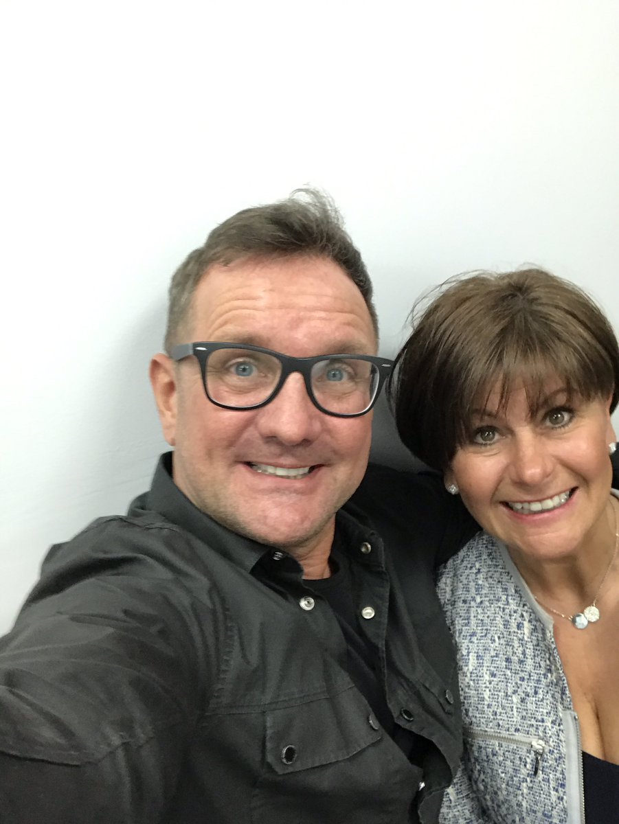 IPC_Ltd's tweet photo. Stage 3 Bowel Cancer,major surgery, 6 months of brutal chemo and clear results yesterday!!
Got my life back! #beatcancer #ivegot this 💪👊❤️ https://t.co/ercgn9taKT
