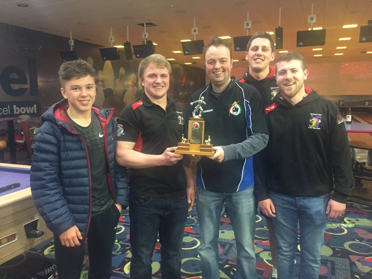 Enillwyr y gystadleuaeth bowlio deg i'r seniors <a href="/YfcStPeters/">CFfI St.Peters YFC</a> Llongyfarchiadau mawr gyda sgor anhygoel o 585 🎳 #bowliodeg #llongyfs