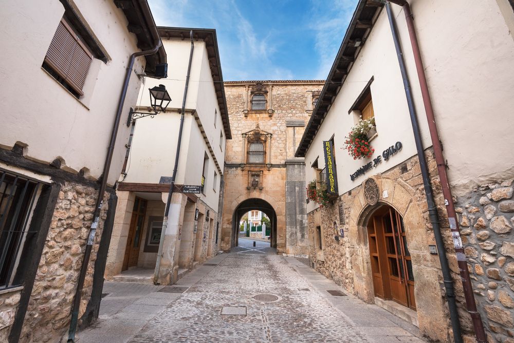EspanaEnLatam's tweet photo. Charming towns in #Spain.
Come and enter in the Middle Ages...
https://t.co/2B4YO6VbzS
#villages #slowtourism https://t.co/wNiOlofAO6