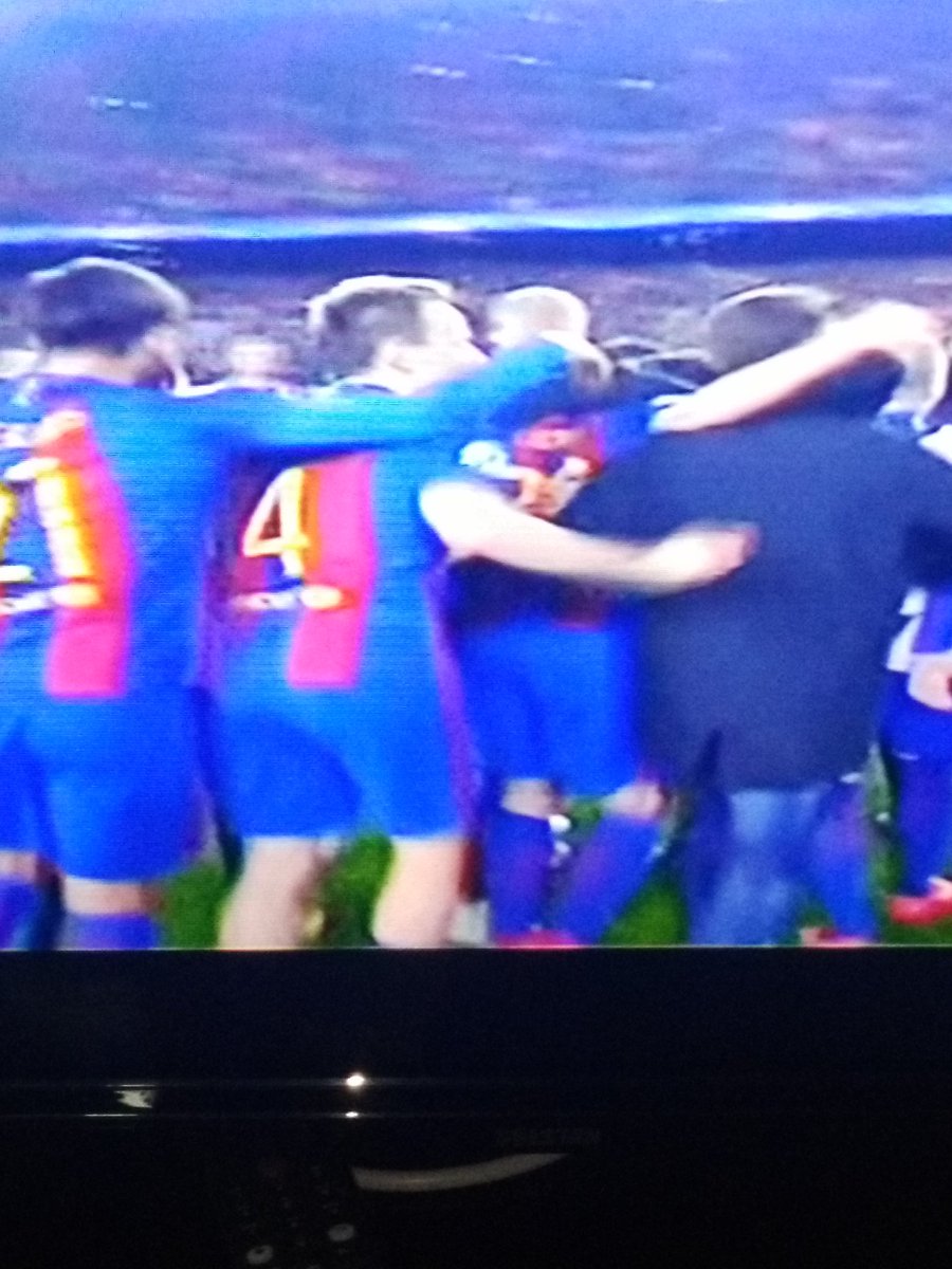 morndiaye1986's tweet photo. Incroyable mais vrai!
@barca_barcelone 6 -1 @actu_Paris_SG 
#Senegal #kebetu https://t.co/BG0mXp4gOS