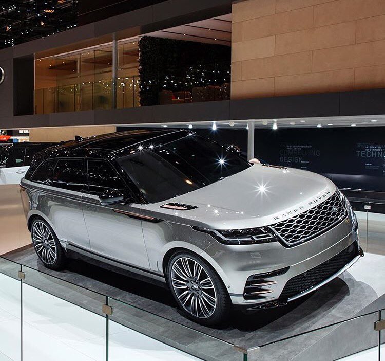 a_g_global's tweet photo. oh hey #velar https://t.co/kob6voJttg