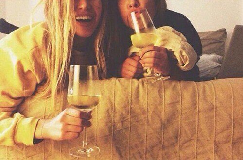 AcrossDatingApp's tweet image. Join your fave baes from Across for Happy Hour tomorrow in downtown SF. 5:45pm @Johncolins… ift.tt/2m00ZPS