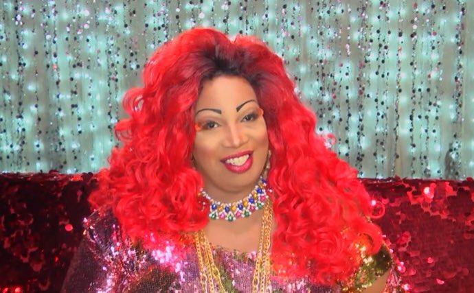 phoenix9tyty's tweet photo. @Mothercouture on set of @heyqweentv looking all sweet, and fresh faced! #heyqween #stuntqween https://t.co/2dC4SpN0Bk