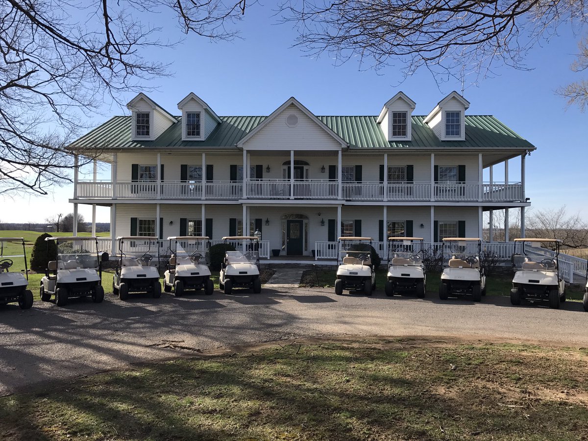 JK47Golf's tweet photo. Kicking off the 2017 season at Pete Dye's Peninsula Golf Resort!  #peninsula #swingintospring https://t.co/sxOykzKmQU