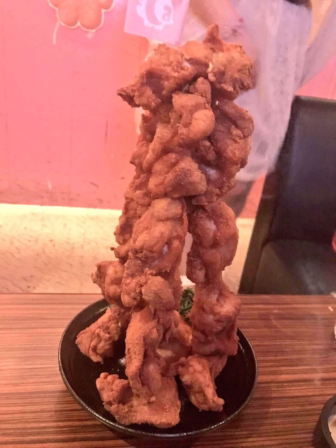 橘咲良 だぞ 唐揚げタワー シャンパンタワーならぬ唐揚げタワー ラポッチャ Fxxkingrabiist T Co Wnhlxhswia Twitter