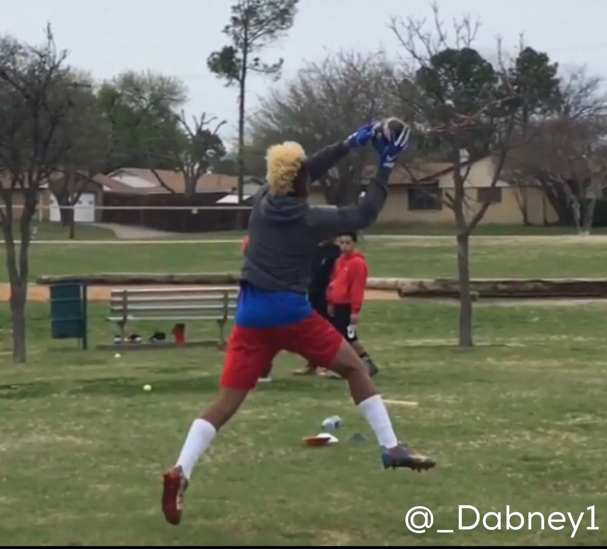 The Coach Dab (@dab2live) on Twitter photo New School, New Position, SAME ATHLETE @_dabney1 #JFND <a href="/RockwallJackets/">#JFND You Nooo!!</a> @CoachBradfordKU New School, New Position, SAME ATHLETE @_dabney1 #JFND <a href="/RockwallJackets/">#JFND You Nooo!!</a> @CoachBradfordKU