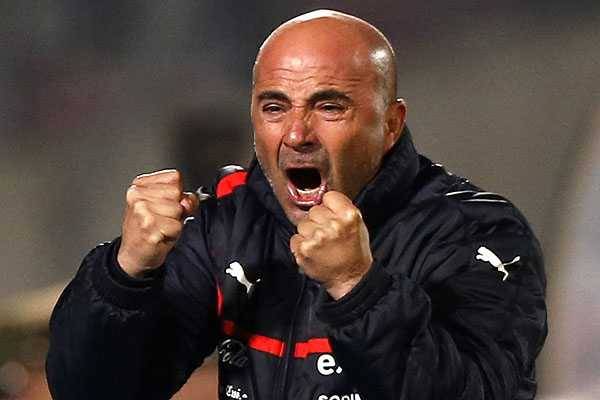 MacasevillonaG's tweet photo. Carvito mio tu eres nuestra luz y nuestro guía, valentía, humildad y cojones que no falten,  a por nuestro sueño..#AMuerteSevilla !! https://t.co/VO7MCwhe7T