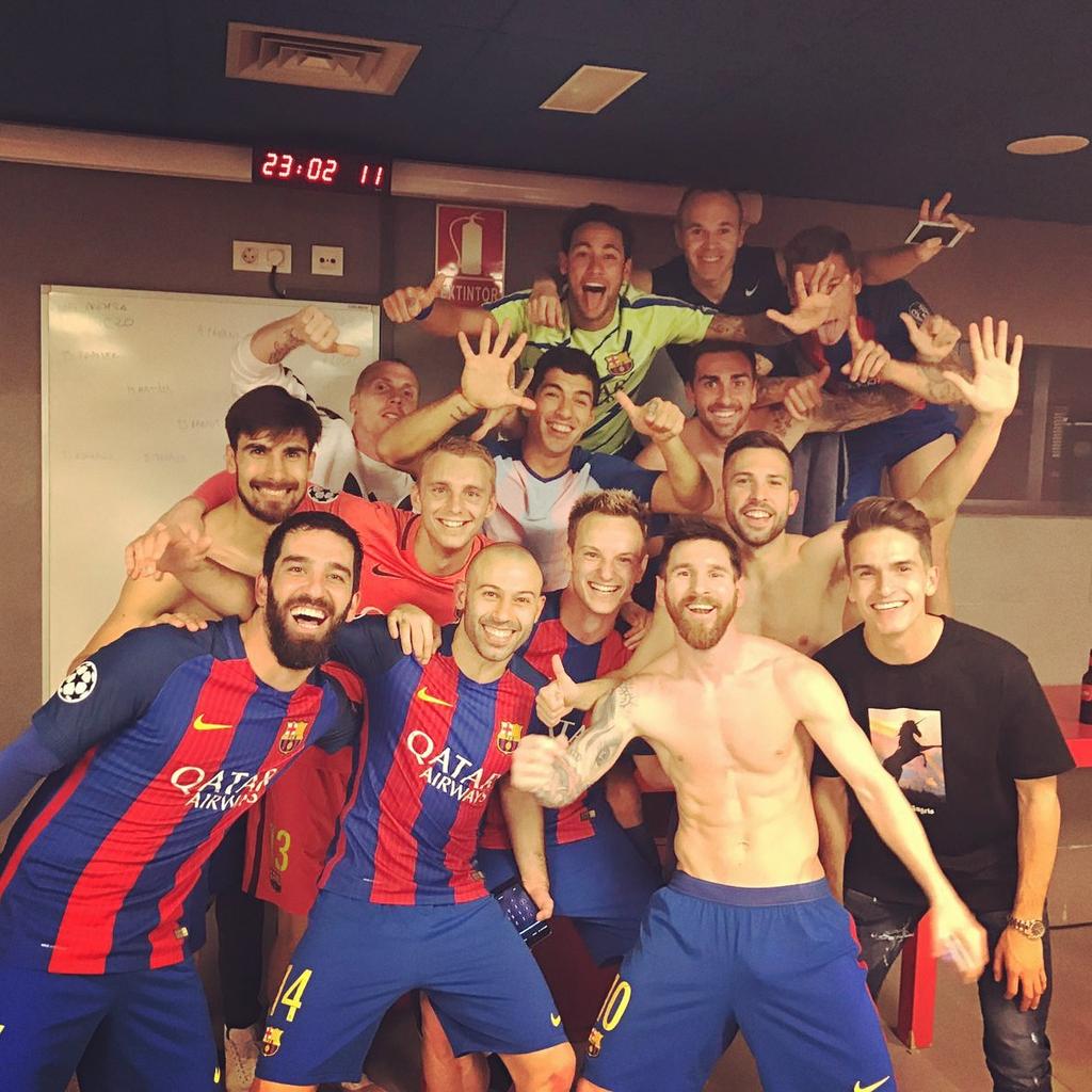 Laura25pg's tweet photo. Alcácer sin camiseta, si no has sudado cabrón 😂😂😂 https://t.co/4j0neBNsIV