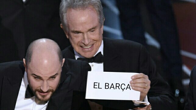 culturageek's tweet photo. El #PSG es el La La Land de la #ChampionsLeague https://t.co/jgLd1hVXJJ
