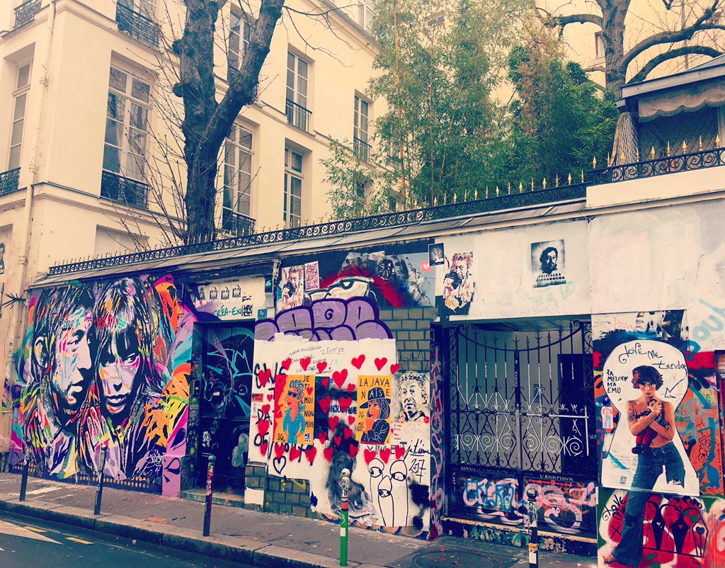 Mickycapriccio's tweet photo. Work in Paris 👟👟👟 @smeetsneakers https://t.co/CJBFY2vBQv