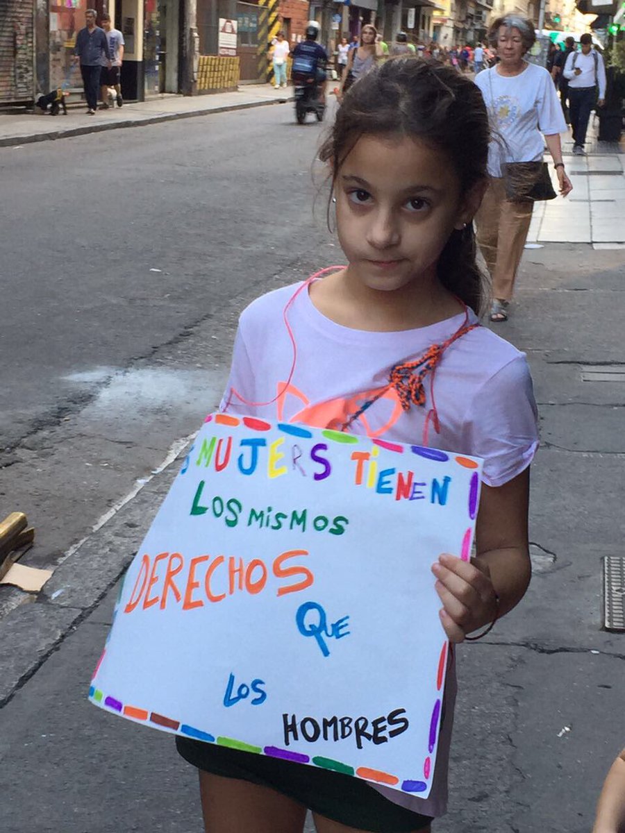 Mujeres con los mismos derechos de los hombres #VivasNosQueremos #machu