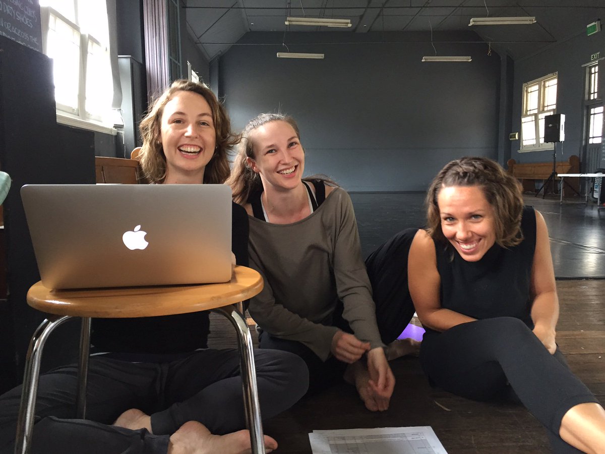 rr_artful's tweet photo. Watch out Melbourne Tangi Wai  dancers on their way! @DanceMassive @artshousemelb Bookings: https://t.co/vdm20cGHVT https://t.co/GPACaOvljQ