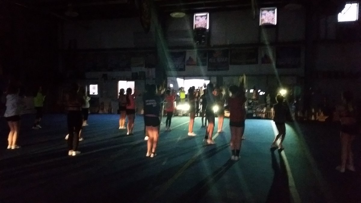 Jennifer Holfeltz tweet media