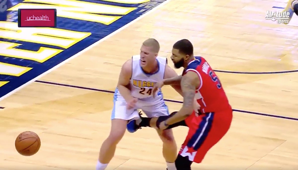 Deadspin's tweet image. VIDEO: Markieff Morris ejected after kicking Mason Plumlee in the dick and balls deadsp.in/DORTnHT