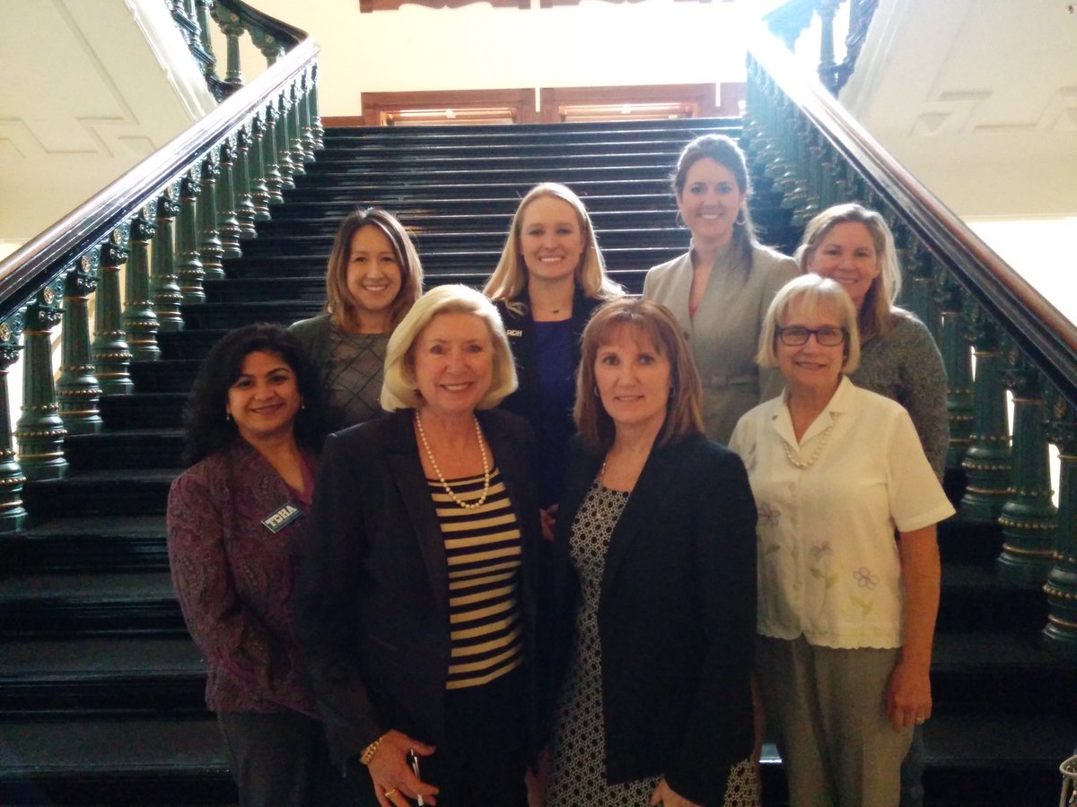 ghdhs_members's tweet photo. Great day in the Senate Hearing SB 430! (Top Right is one of the amazing DDS that testified in favor!)#txlege https://t.co/6M38KcLHrV