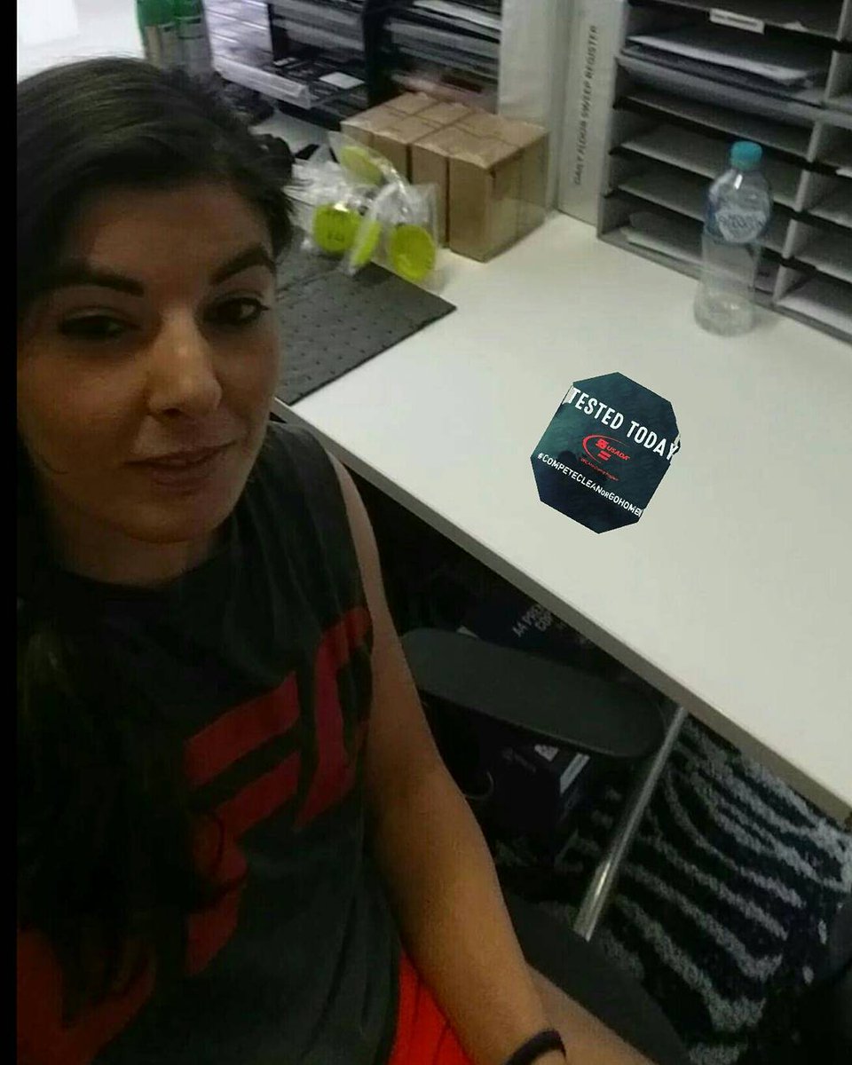 alexchambersmma's tweet photo. Brekkie with @usantidoping Thanks for keeping our sport clean 👏 @ufc @UFC_AUSNZ #competecleanorgohome #testedtoday #usada #ufc https://t.co/v2ynZnSX95