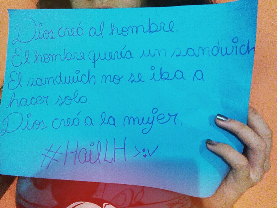 NicoleFeik's tweet photo. #DíaDelObjetoSexual amén https://t.co/dwmXVfr4Fo