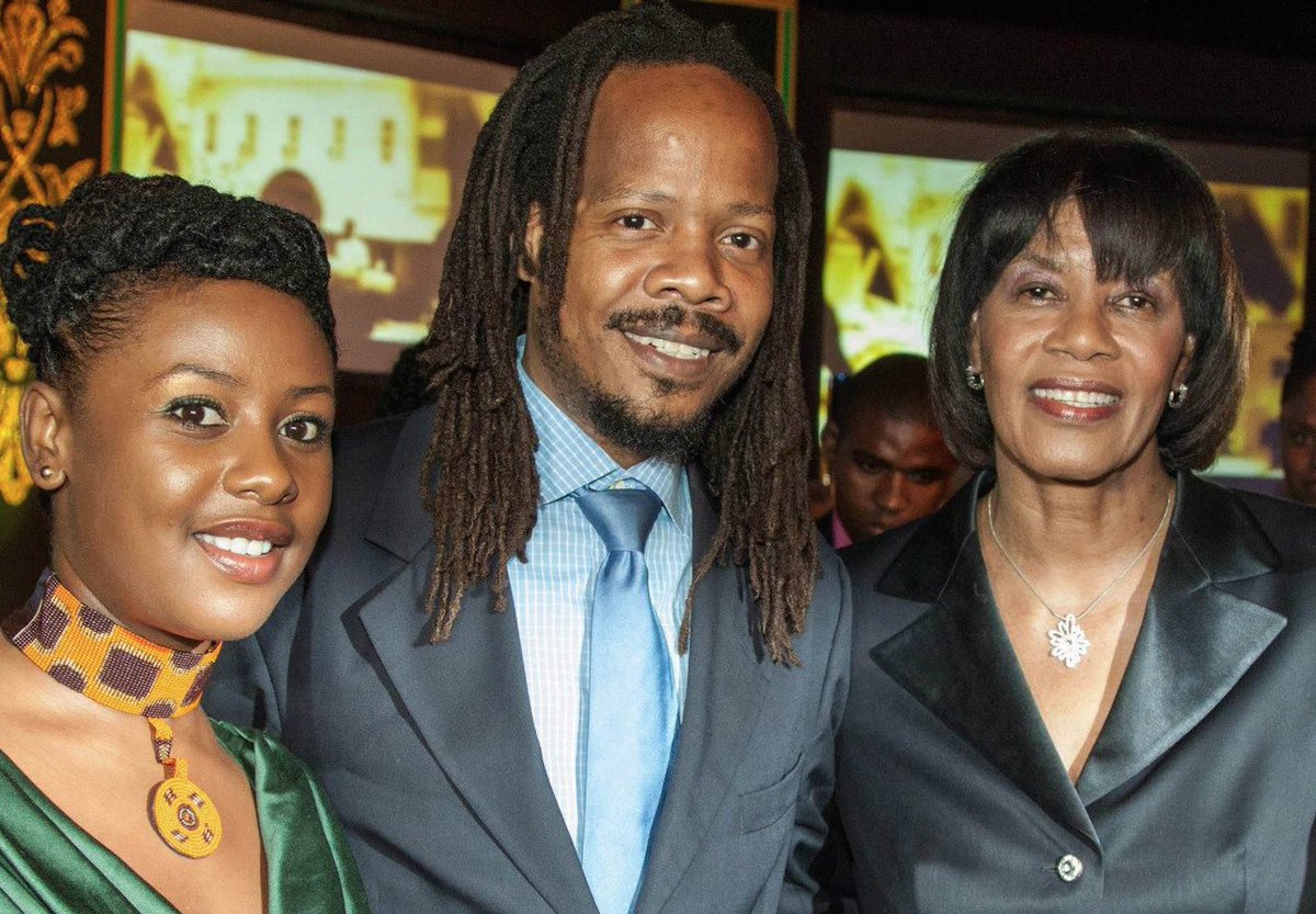 EmprezzGolding's tweet photo. Big UP MammaP, The Most. Hon. Portia Simpson Miller on International Women's Day. ONLY Female PM in JAMROCK That's pretty cool &amp; Tough GIG! https://t.co/gZyquSzP01