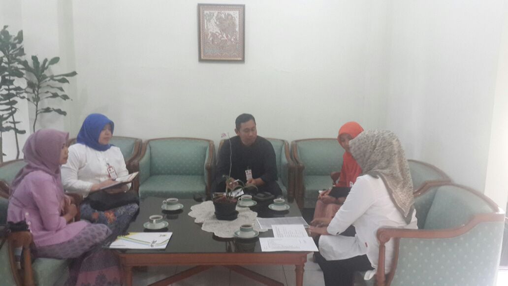 BLPKotaBandung's tweet photo. Kegiatan Konsultasi ke LPSE Provinsi Jawabarat Tentang Standarisasi @ridwankamil @OdedMD @yossiirianto https://t.co/OhwFvIp9Wt