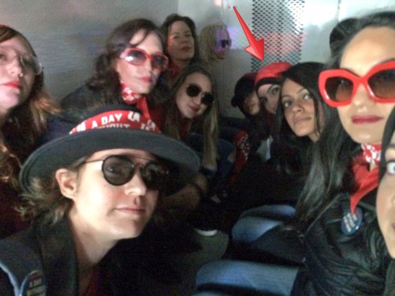 andersonDrLJA's tweet photo. #PuppetWomen
#LindaSarsour who is #ProShariaLaw with ties to #Hamas was arrested in NYC during the #ADayWithoutAWoman Protest @ TrumpTower https://t.co/53MBkRRPLE