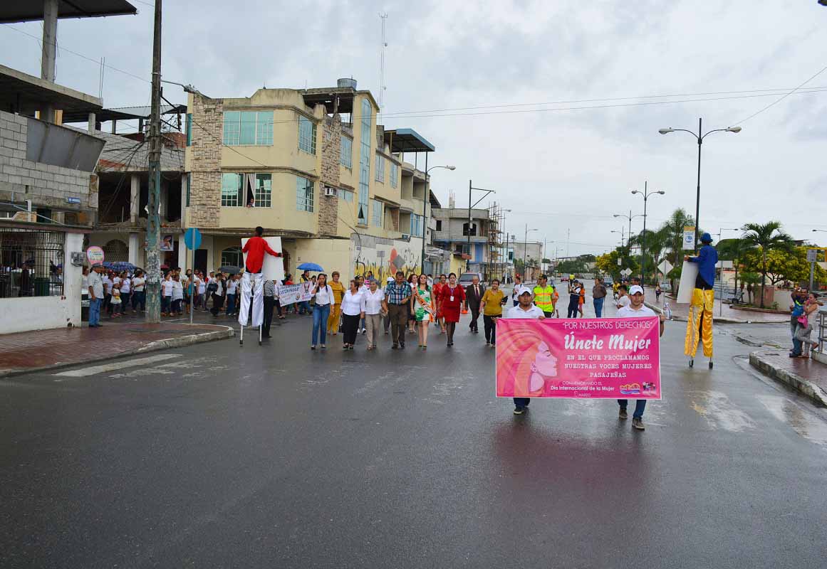 municipiopasaje's tweet photo. Marcha "Por Nuestros Derechos, Únete Mujer realizado por @alcaldiapasaje y #CCPDP @MachalaMovil @radioRVO @radio_gaviota @RadioCandela907 https://t.co/93QZiozJUp
