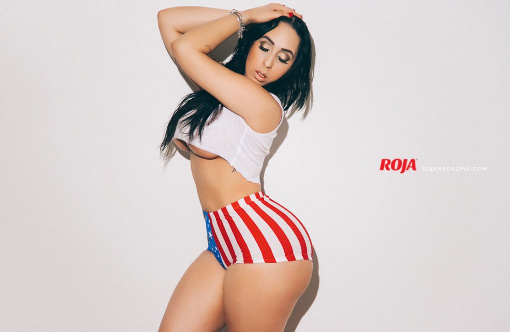 Nicole, La nena del Encanto rojamag.com/nicole-la-nena…