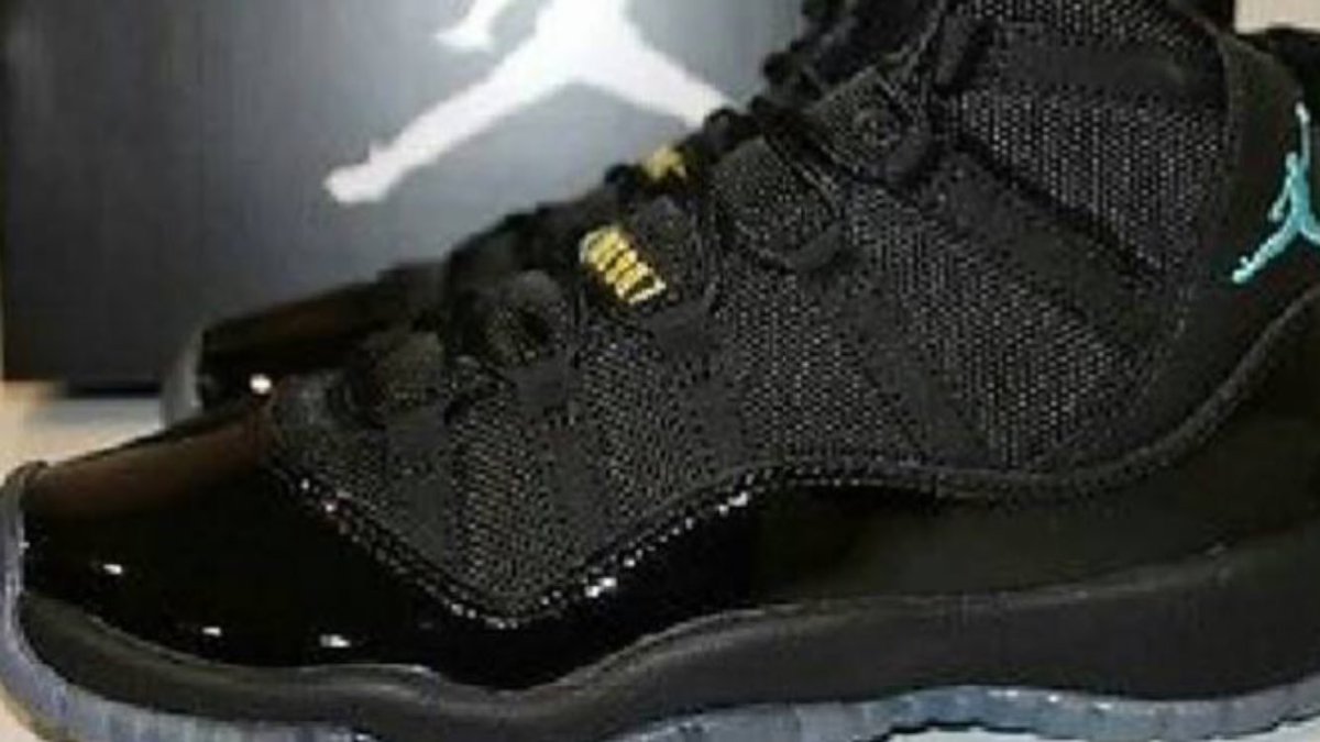 Vebarez's tweet image. Jordan 11 Gamma Blue size 8 FOR SALE #Jordan #ifollowback #Gamma