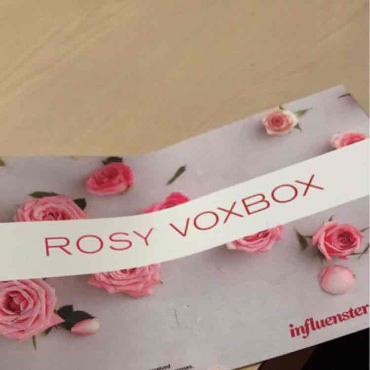 BetterBows's tweet photo. got my Rosy VoxBox! https://t.co/Se3HBBx975