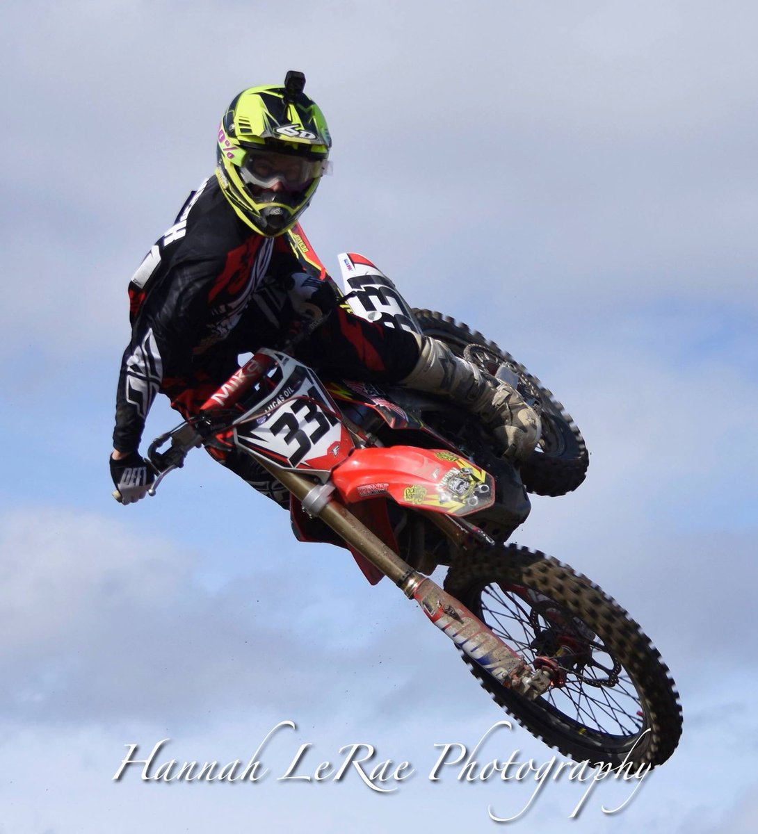 tommy weeck always throwing down sick whips 🤙🏼 #whipitwednesday