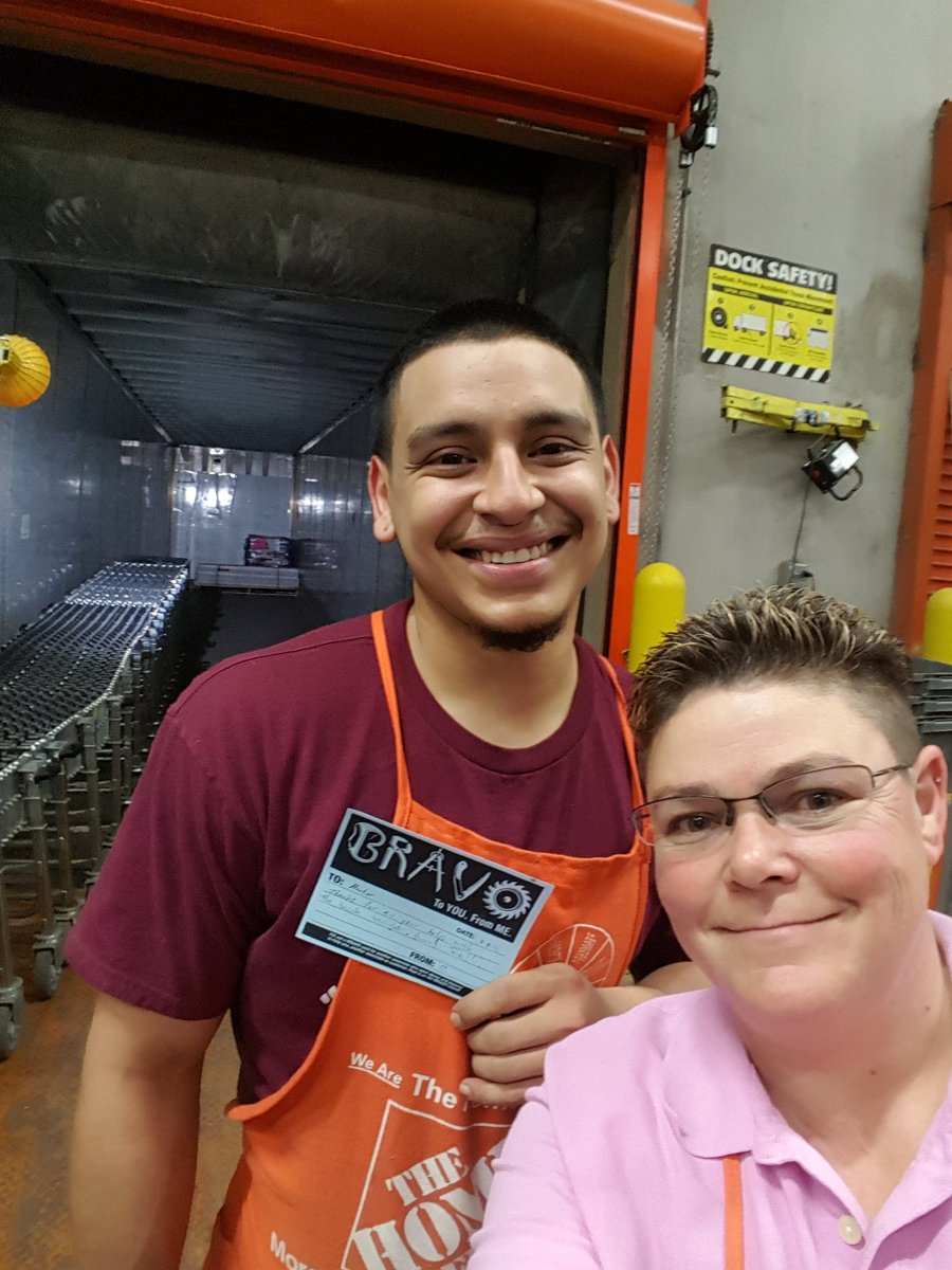 Thanks for help tonight Hector. Truck done at 8pm. <a href="/JeffreyStellick/">Jeffrey Stellick</a> @HomeDepot6505 <a href="/jorgehhernande2/">Jorge H Hernandez</a> <a href="/Cattermo2Justin/">Justin Cattermole</a>