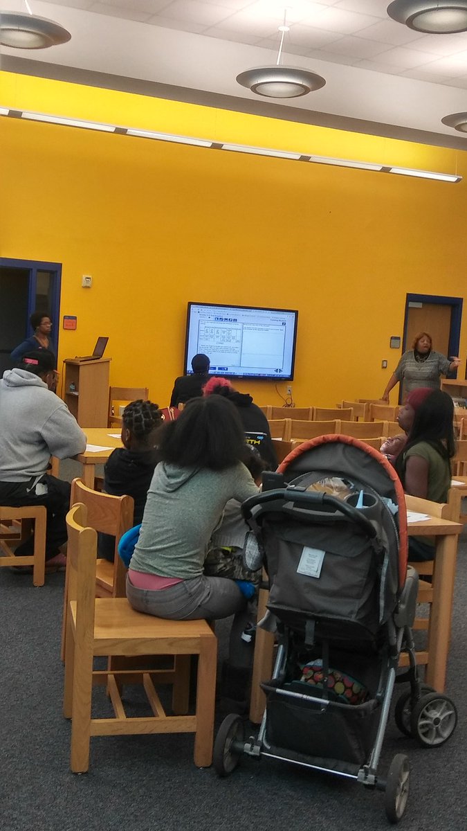 SlaterPBSA's tweet photo. 3rd-5th grade parents learning valuable information about #GeorgiaMilestone https://t.co/4qnac3dcmi