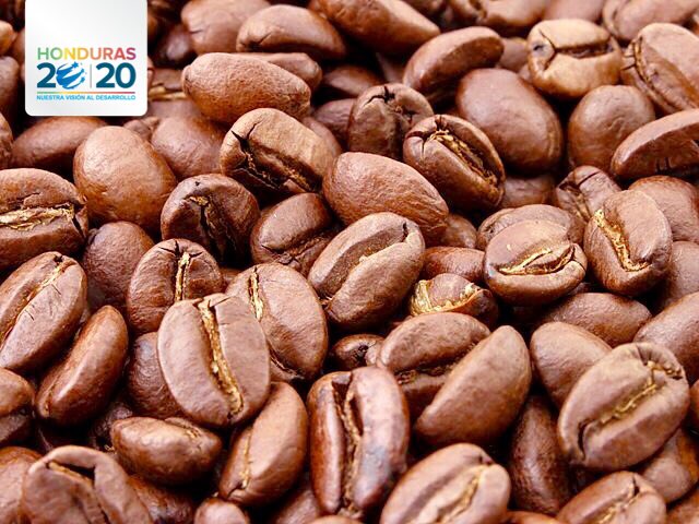 honduras2020's tweet photo. 24 empresas se capacitan a través de la #SecretaríaDeIntegraciónEconómica Centroamericana para exportar a Europa el valor agregado del café https://t.co/zXjwaDentm