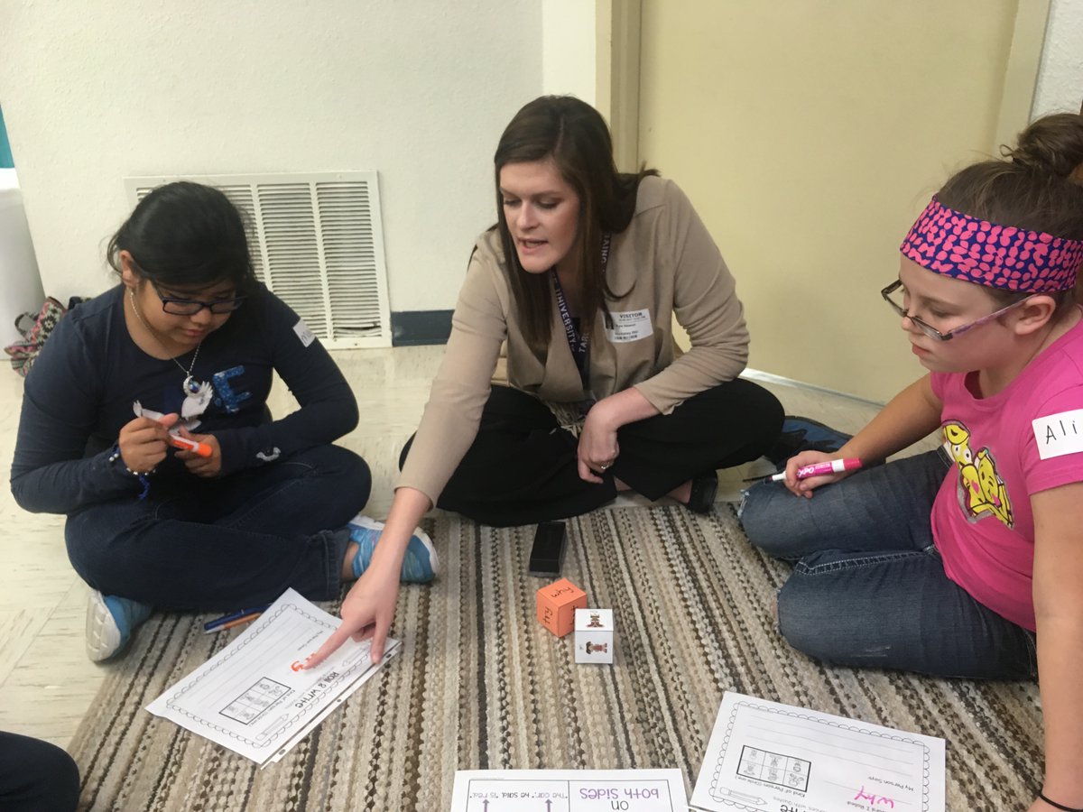 msjoneshere's tweet photo. Loved teaching about quotation marks at Huckabay! #livetoteach #STAARprep #READ4309 #huckabayisd4thwritingcamp https://t.co/pz9np2OWBK
