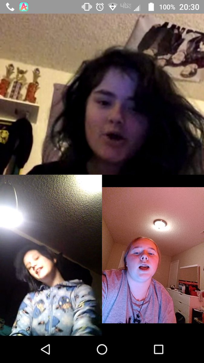 fandomain_nerd's tweet photo. Jamming to #theinternetishere with the chat (well half of it) in honor of @danisnotonfire and @AmazingPhil https://t.co/2GTKoj9Ybd