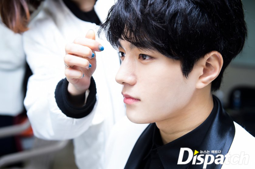 Vliveofficial's tweet photo. #인피니트 - #인스피릿 = 0 3번째 열리는 #무한대집회 팬사랑으로 가득찼던 파라다이쓰_☆★ #INFINITE 팬이라서 정말 행복한다 진쨔... 이제 언능 컴백 소식 뱉어내주라..!! > https://t.co/x7nMBZHOBy https://t.co/pNMclo6ar3