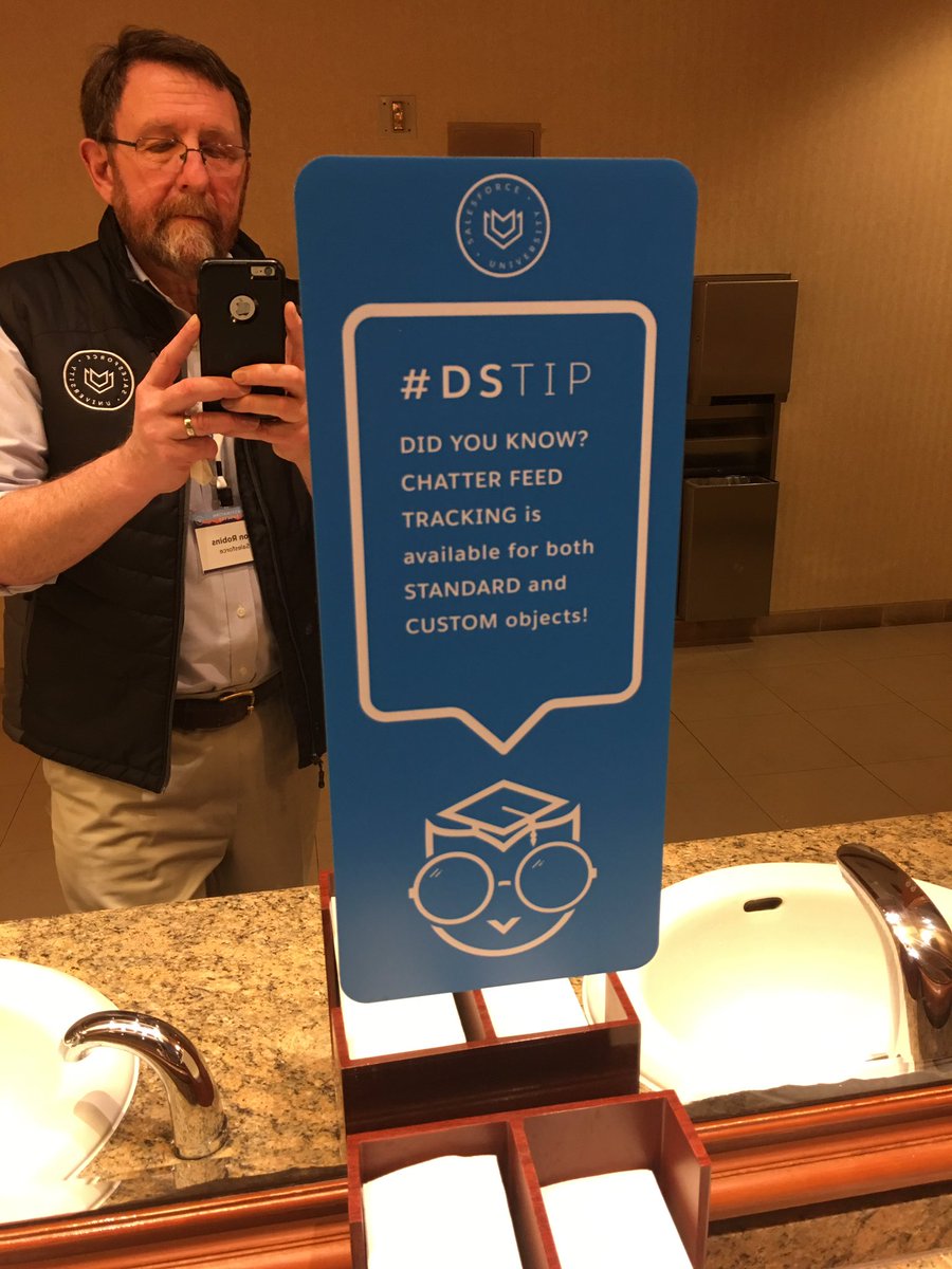donrobins's tweet photo. As the week winds down at @SalesforceU #DS17, no micro-moment for learning opportunites are wasted; get your #DSTIP even on your breaks! https://t.co/wl8kbFuNOI