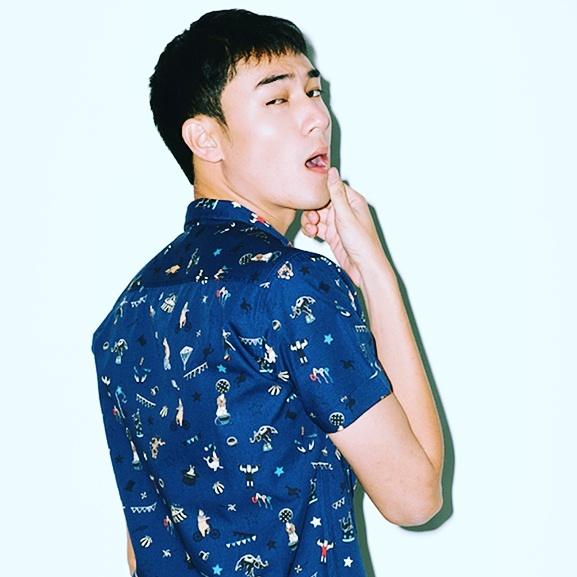 tueknkkfc's tweet photo. หืม https://t.co/WBKBF2vuuL
