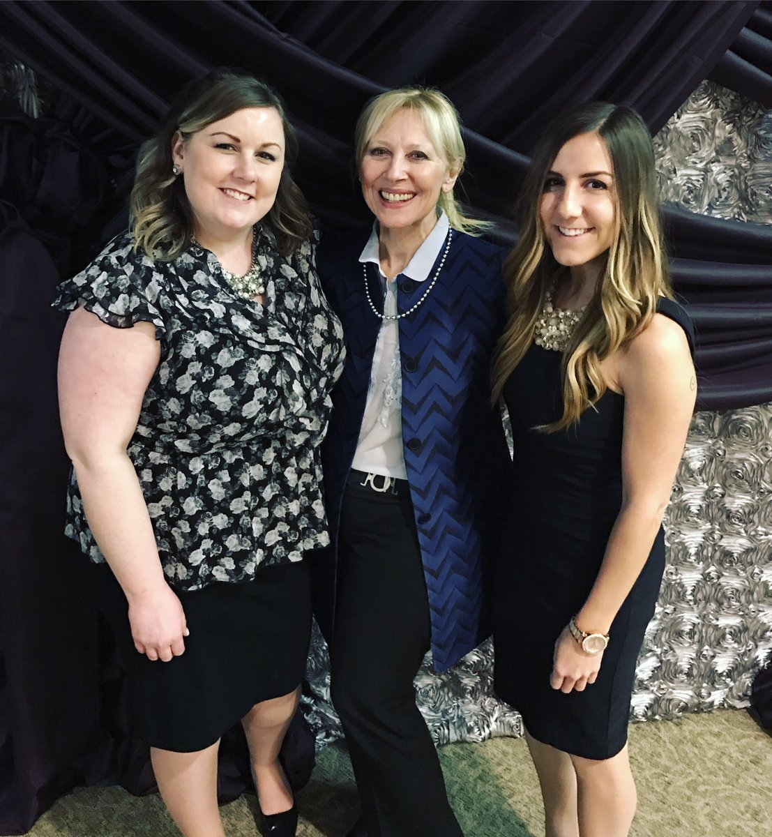 kristie_pearce_'s tweet photo. .@rebeccawrighter and I wouldn't be where we are in our careers today without the mentorship of @Veroscribe #WESTIWD2017 #BeBoldForChange https://t.co/dgu7RN345S