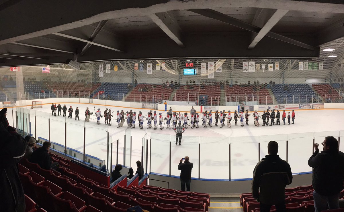 yoyobrownie's tweet photo. @NF_Canucks @T_Brownie1010 good job boys! Thank God this series is over #offtothenextround https://t.co/OnssBd3cX8