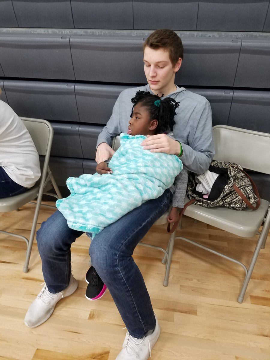 ShootItacademy's tweet image. desmoinesregister.secondstreetapp.com/I-Am-Sport-Awa… Vote for Kobe! I am sport award. Thanks.