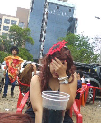 May_Robledo's tweet photo. Feliz cumple #AleMo @AleMorales_08 ❤️🎉 Hasta que seas referente de #Pilsen'i no paramos 🍻🍻Por más salidas 💃🏻💃🏻y litros bien bebidos 🍺🍺 https://t.co/USf6lyNIRB