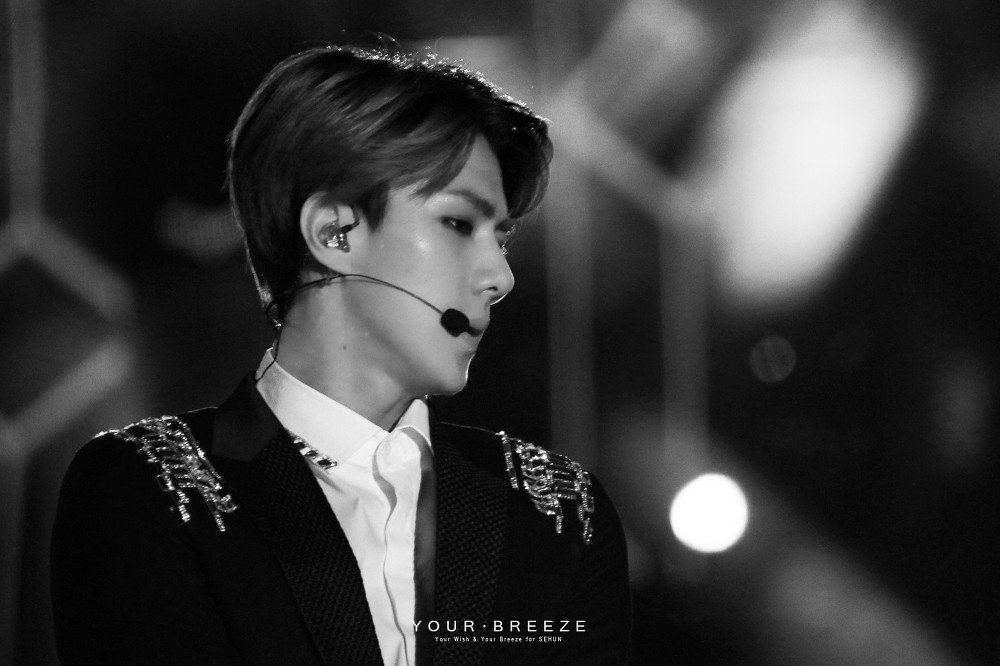 oohsehunna_'s tweet photo. https://t.co/C6asB5Artp