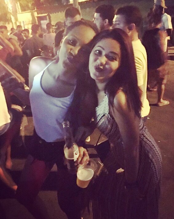 _malumacedo_'s tweet photo. Amando essa foto só podia ter ficado mas clara ... duplicando as alegrias e divide as tristezas. #negadopoder #família @raiane_thalia 😍💕 https://t.co/y9lsiFBoYU